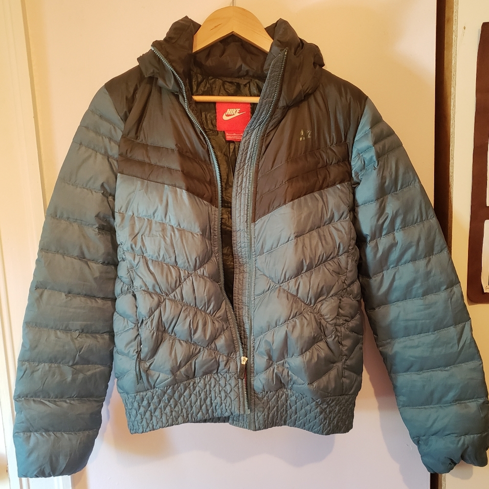 Nike Women's Cascade Down Jacket Teal